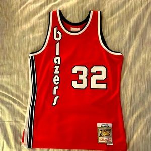 Mitchell and Ness Swingman Jersey 1976-1977 Bill Walton